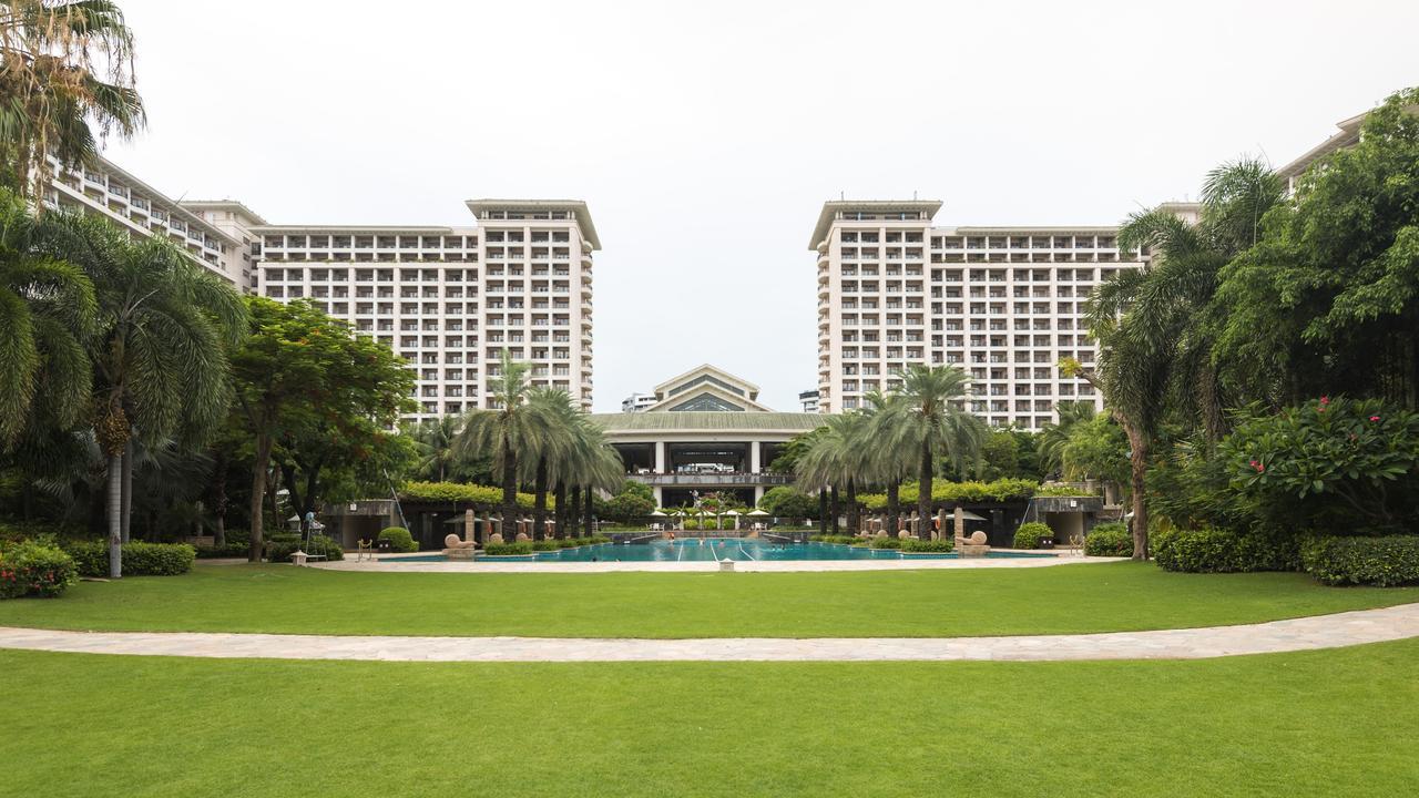 Howard Johnson Resort Sanya Bay Exterior photo